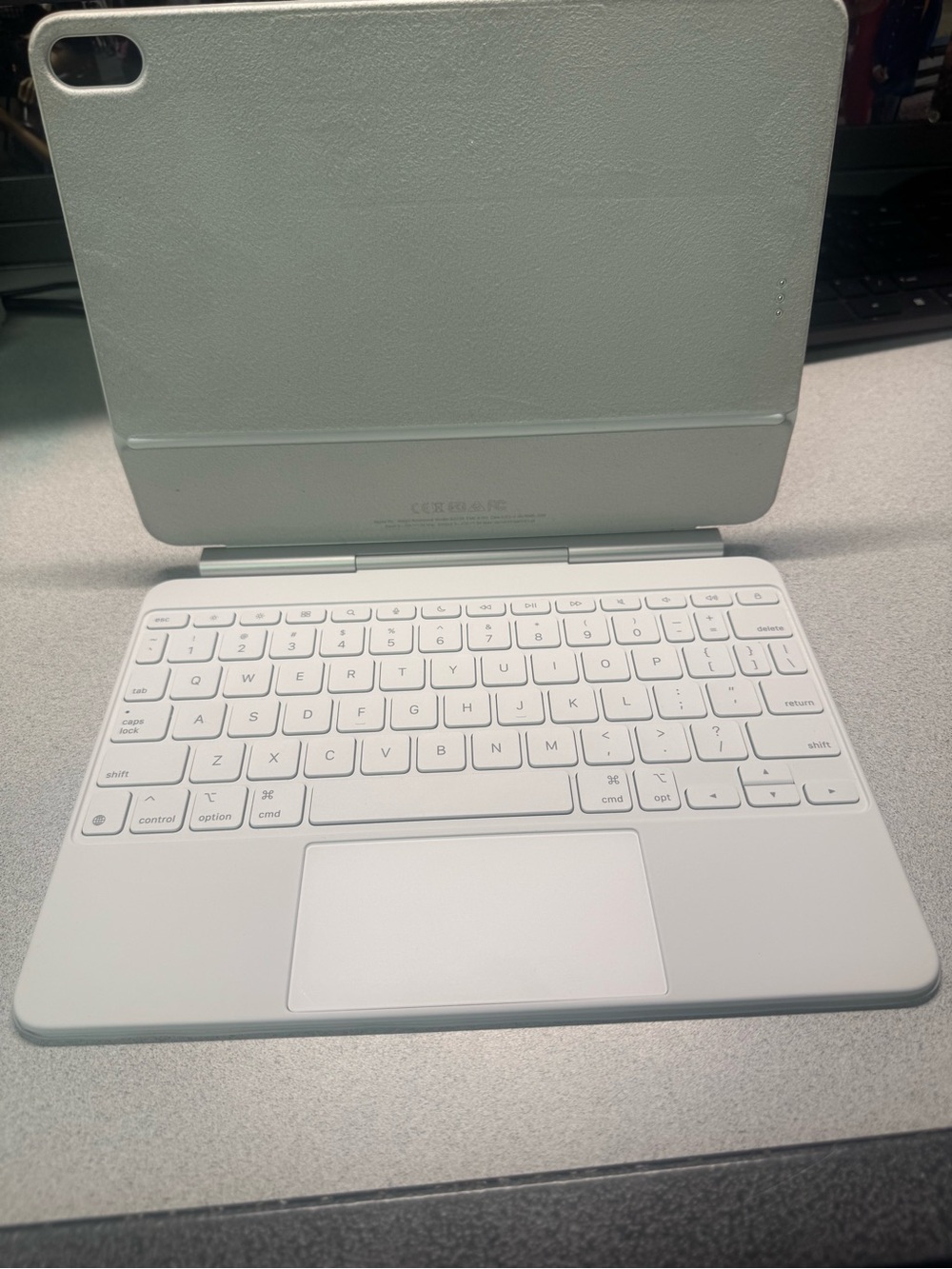 Apple Magic Keyboard (M4) iPad - Picture 9 of 13